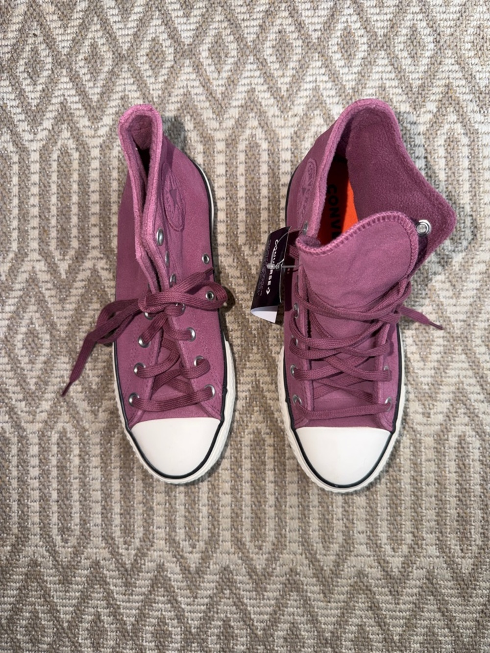 Women’s High-Top Converse Sneakers in Mauve